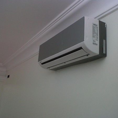 Stabile Basement Apartment Палермо Екстериор снимка