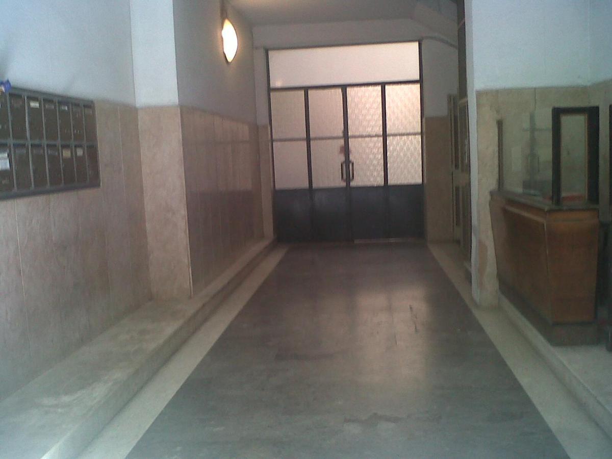 Stabile Basement Apartment Палермо Екстериор снимка